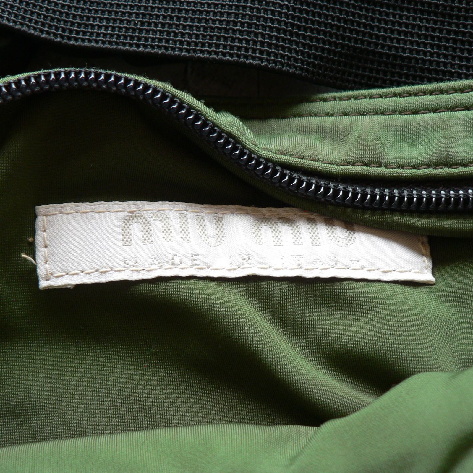1999ss】90s MIU MIU green nylon body bag archive 1999ss MIUMIU