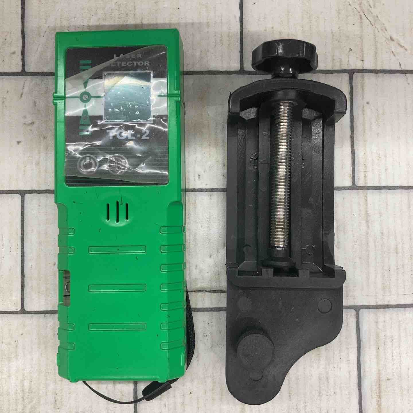 ◇高儀(TAKAGI) グリーンレーザー墨出し器 TGL-9PN【所沢店】