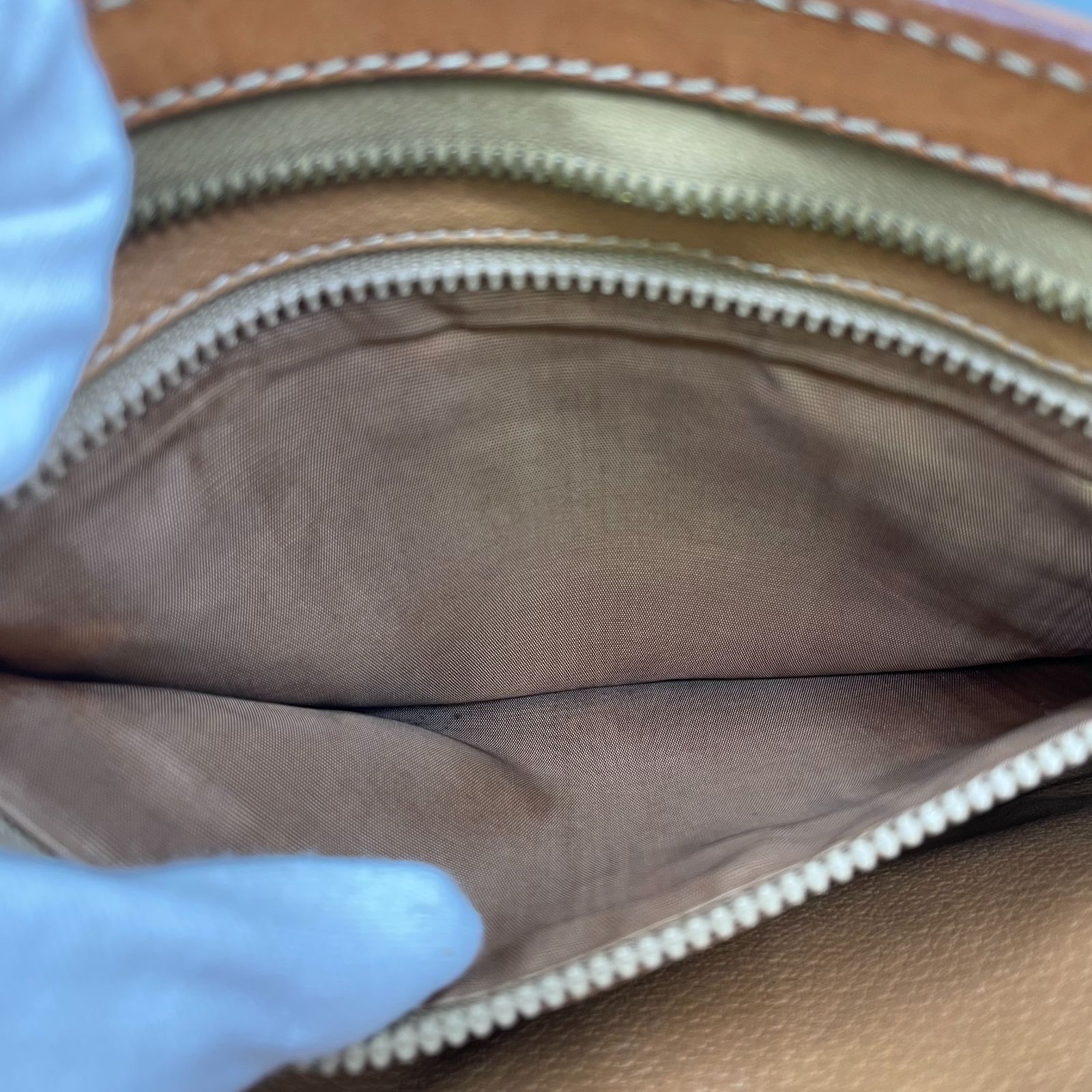 セカンドバッグ B25093560