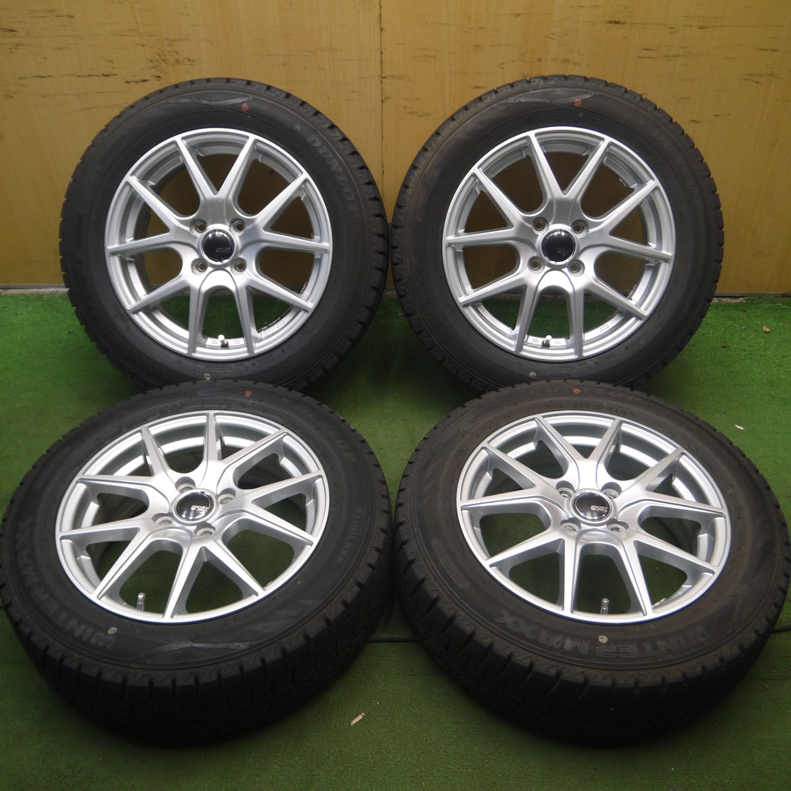 *送料無料* バリ溝！22年！キレイ！9.5分★スタッドレス 175/65R15 ダンロップ ウインターマックス WM02 SPORT DAISY  15インチ PCD100/4H★4061702Hス