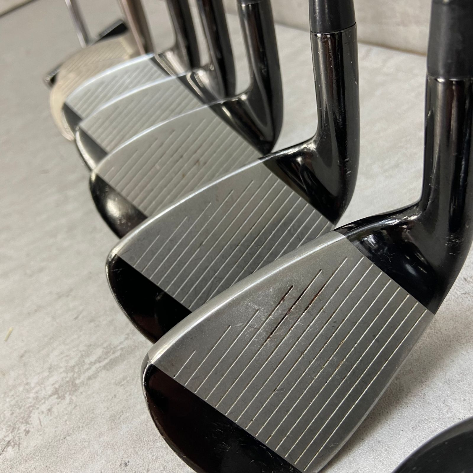ウィルソン　ブリヂストン　メンズゴルフ11本セット　R　右利き用　キャディバッグ ウィルソン ブリヂストン メンズゴルフ11本セット R 右利き用