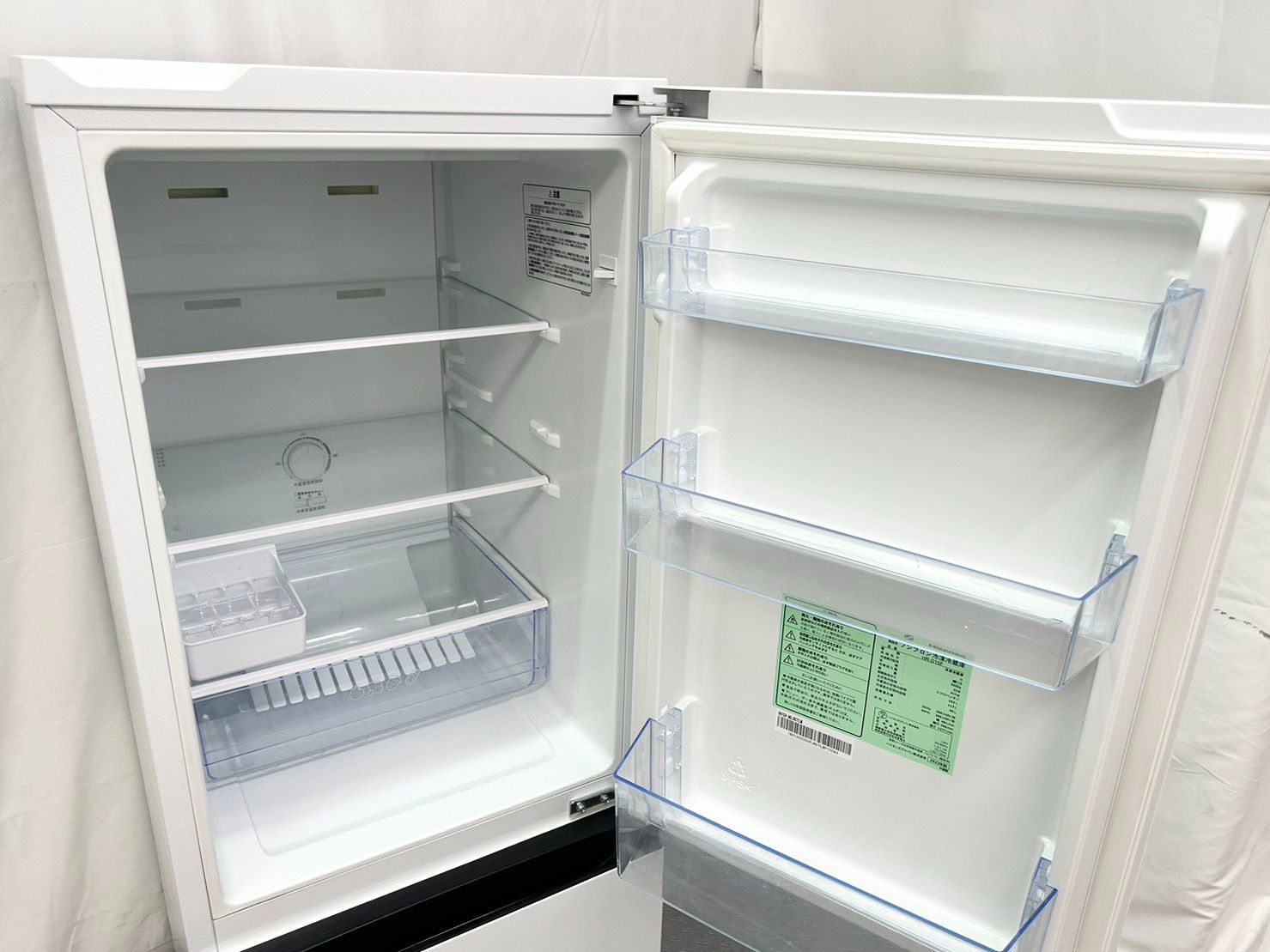 Hisense ハイセンス 冷蔵庫 162L HR-D15F 2022年製 単身用 大きめ