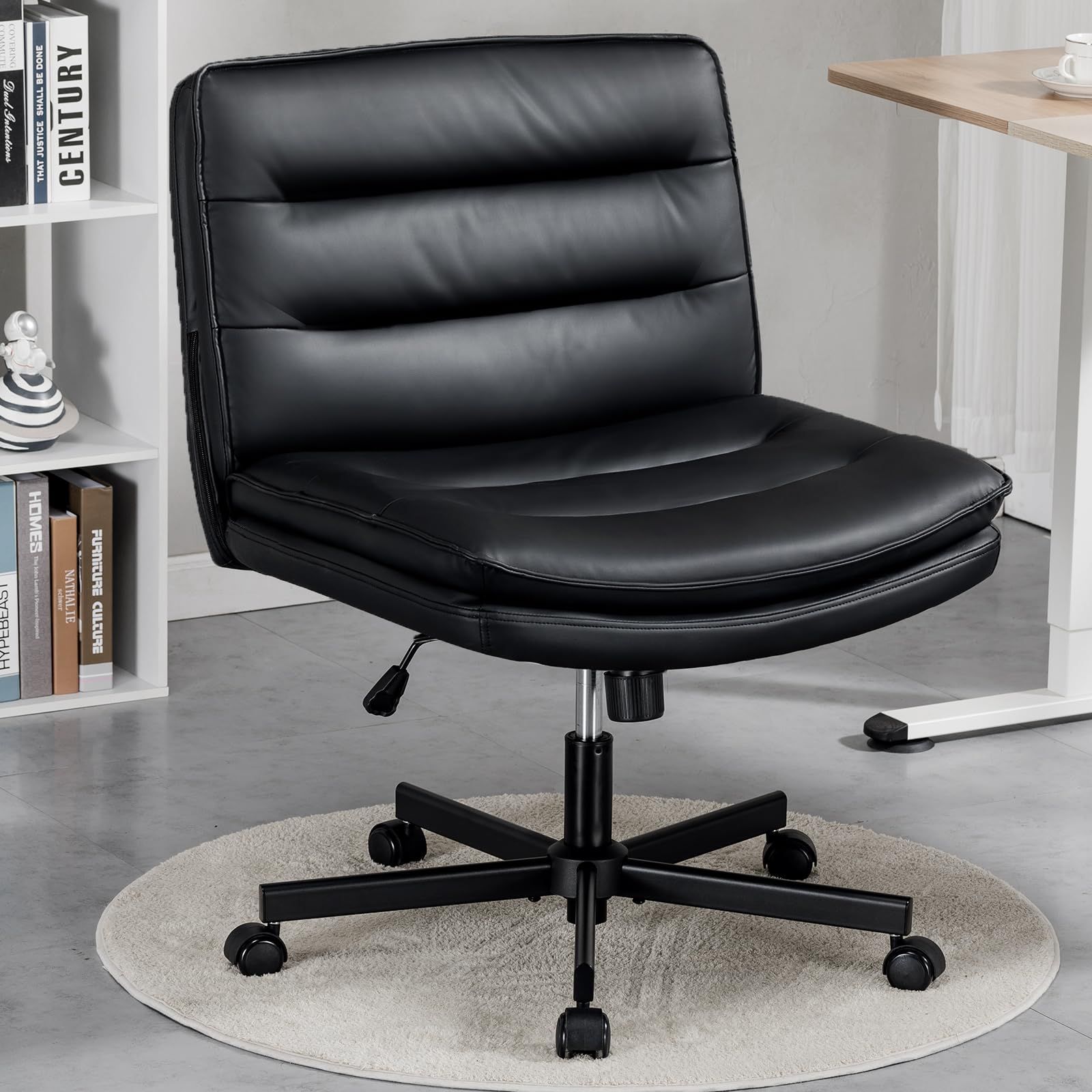 座面広い 肘掛けなし ホイール付き回転 90°~130°ロッキング角度 10cm高