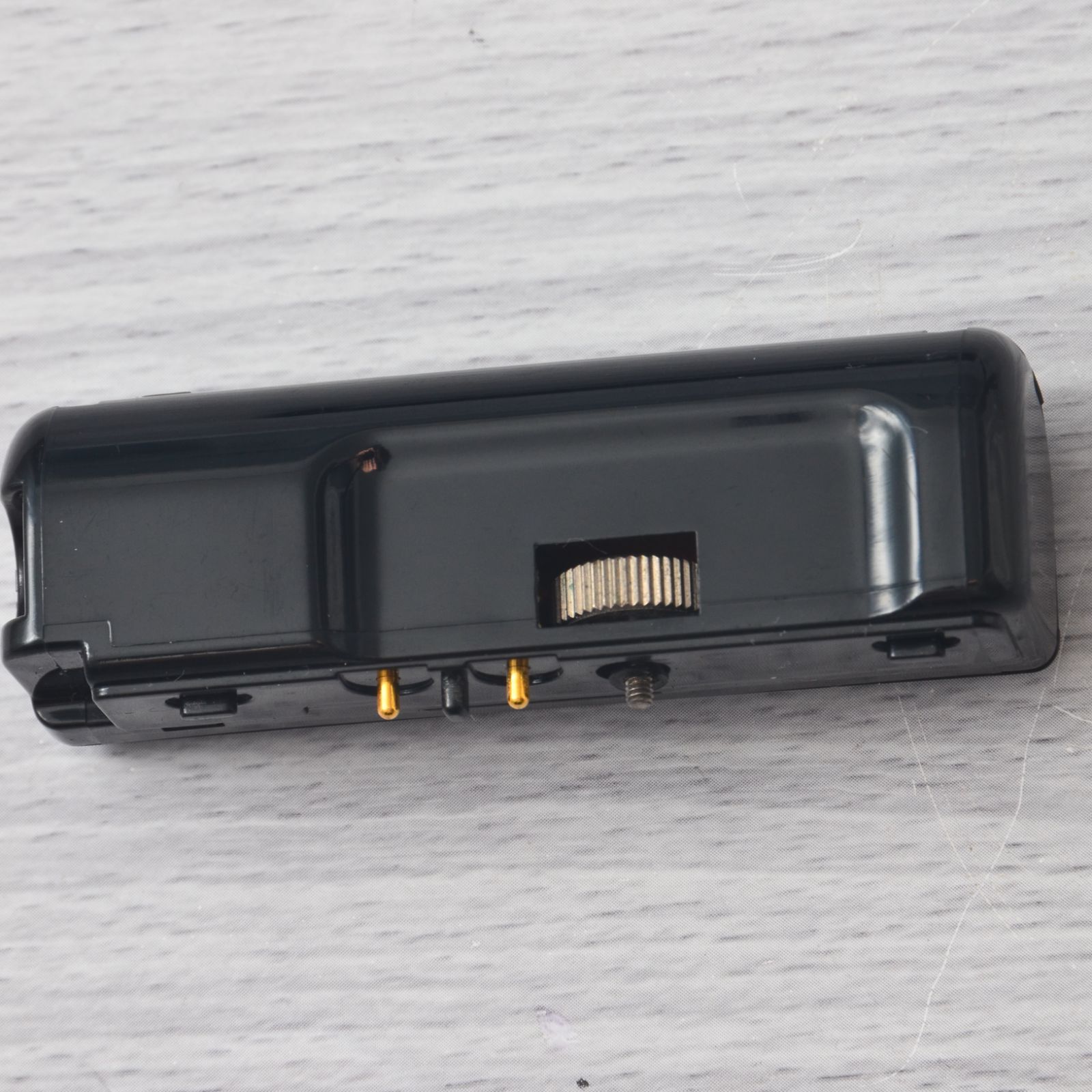 ピアノブラック