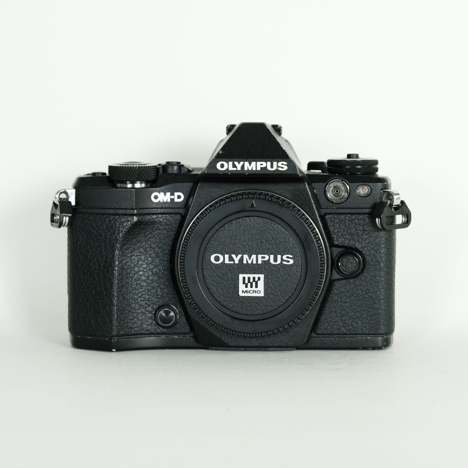 純正バッテリー3個・おまけ多数] OLYMPUS OM-D E-M5 Mark II