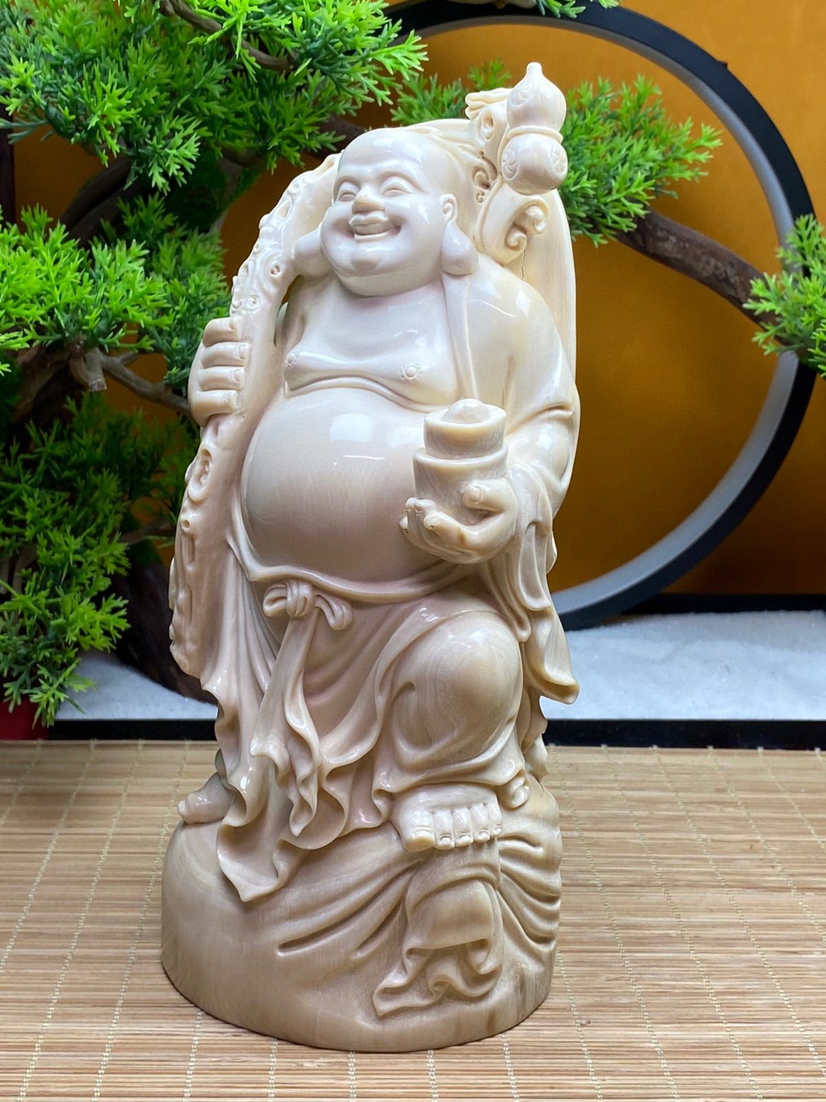 天然マンモス牙美しい手作り弥勒仏 置物 天然マンモス牙美しい手作り弥勒仏 置物 - メルカリ