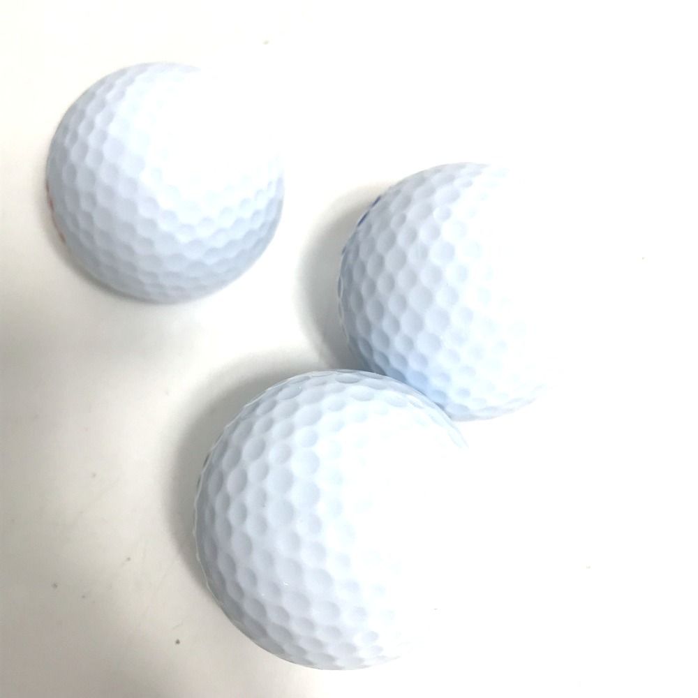 新品未使用 ルイヴィトン ゴルフボール3つ＆ティー4本セット 樹脂 新品未使用 ルイヴィトン ゴルフボール3つ＆ティー4本セット