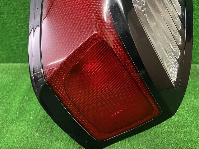 ☆ アクア NHP10 テール レンズ ユニット 前期 右 2288 ☆ NHP10