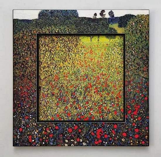 ローズとひまわりの草花のリース （刺繍生地のみ　フレーム無し） ローズとひまわりの草花のリース （刺繍生地のみ フレーム無し）