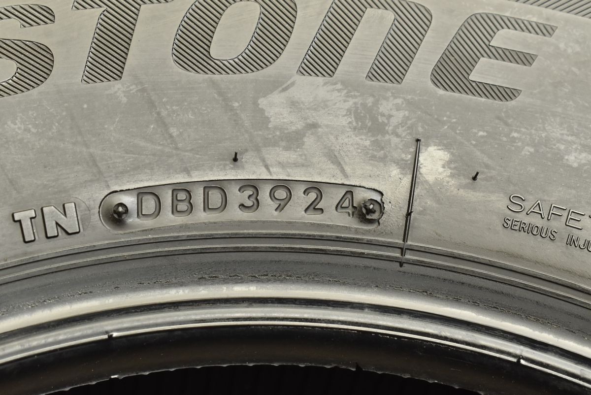 2024年製 バリ溝】ブリヂストン ブリザック DM-V2 195/80R15 4本