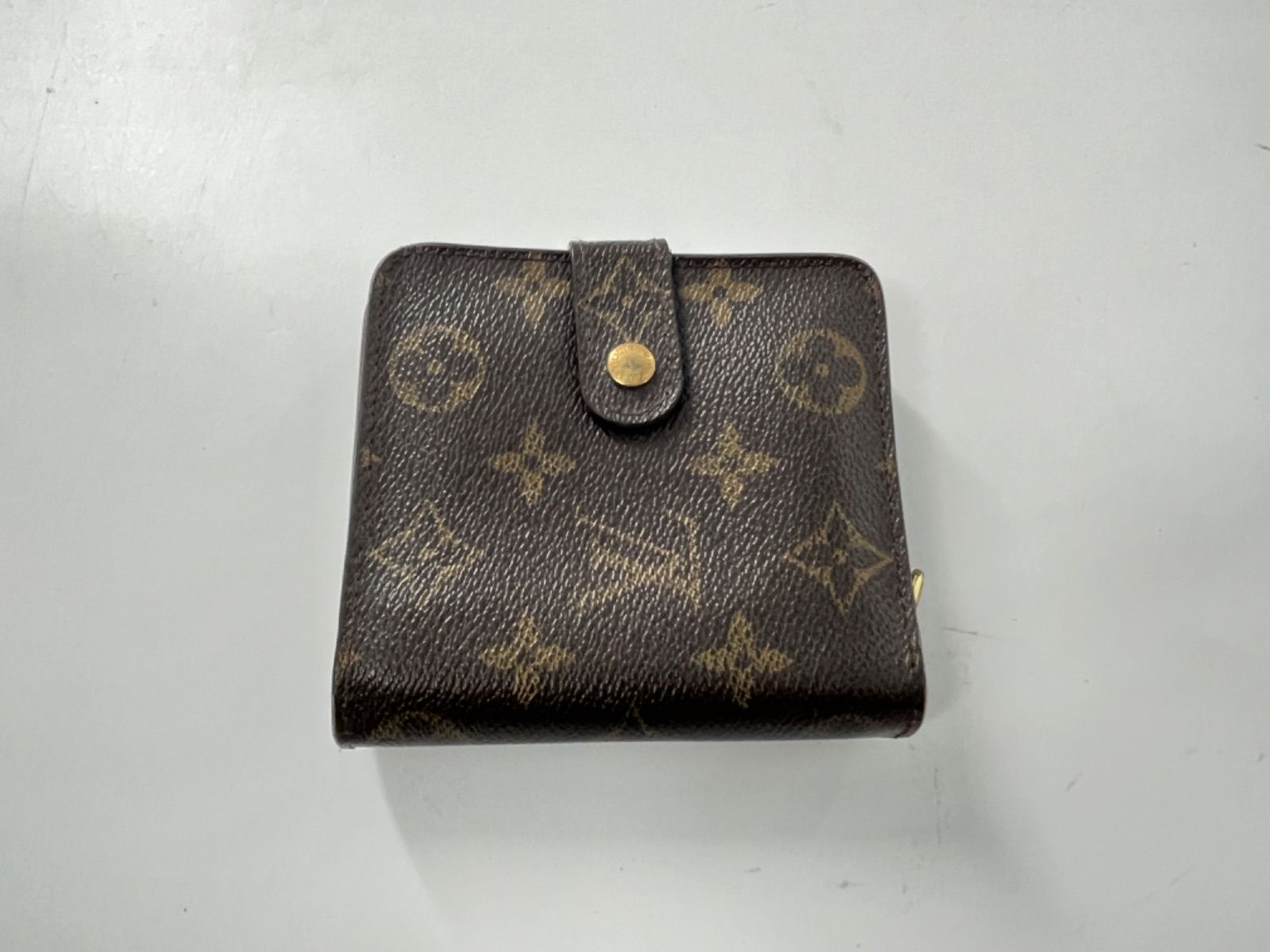 LOUIS VUITTON  二つ折り財布 コンパクトジップ ルイヴィトン