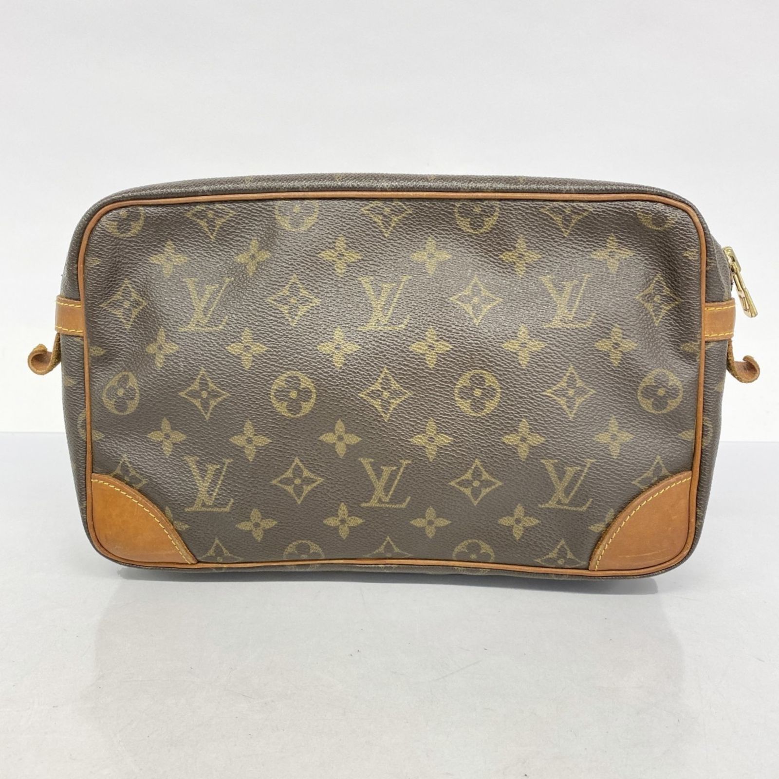 Vuitton ルイ