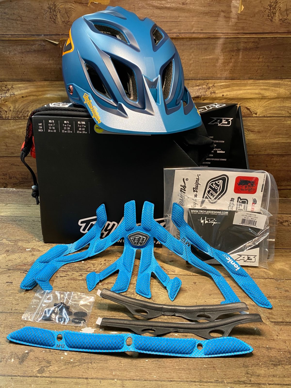 IL697 Troy Lee Designs A3 Mips ヘルメット M/L 57-59 紺 MTB ※2022年10月製造