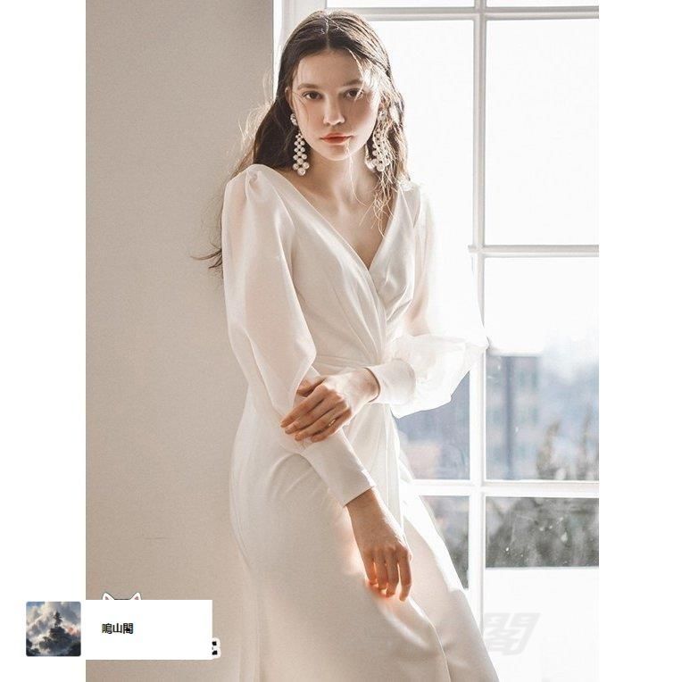 スレンダーライン トレーンドレス