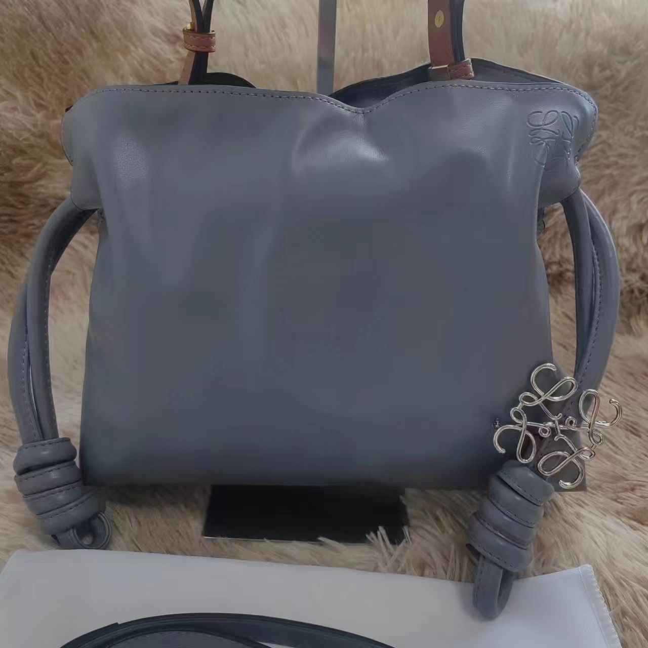 ♥️希少美品♥️LOEWE ロエベ フラメンコクラッチ - メルカリ