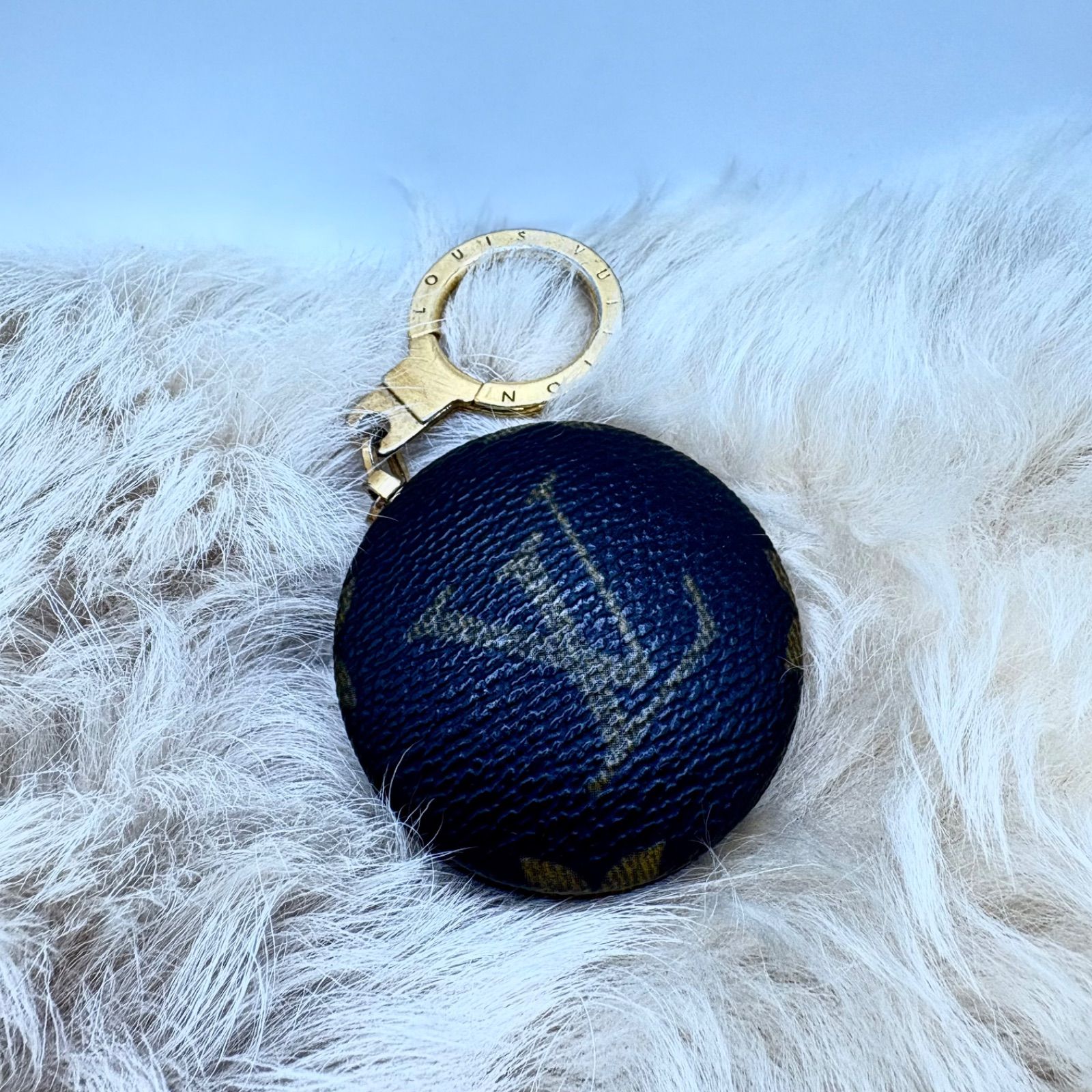 希少】ルイヴィトン モノグラムライト付きキーリング M51910 楽天市場