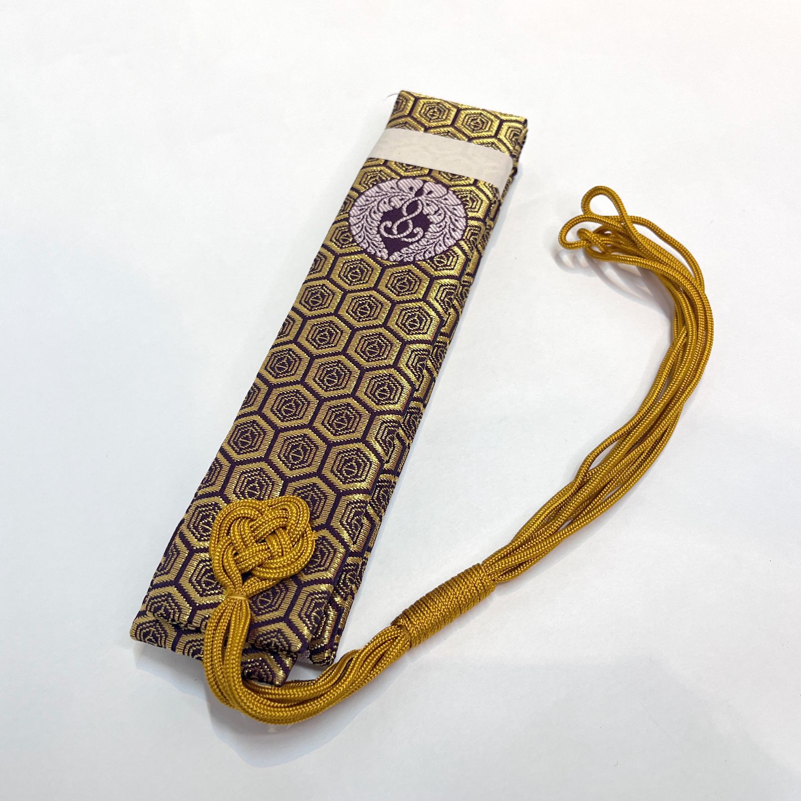 新品】 仏具 半袈裟 輪袈裟 金襴 亀甲柄 下り藤紋 浄土真宗本願寺派 西 