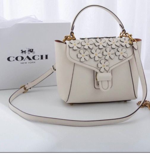 新品未使用 高級ライン クーリエ COACH キャリーオール23 ハンドバッグ