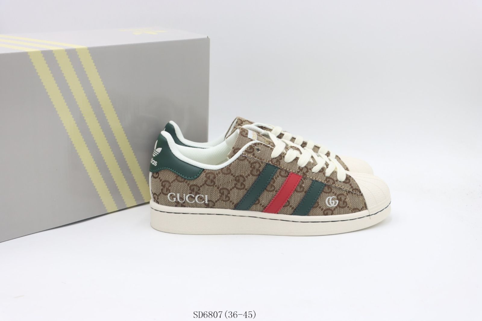 今日 Adidas アディダス クローバーシェルトゥースケートシューズ ブラウングリーングッチ SD6807-MM輸入1 STEELWINDOWSANDDOORS_COM