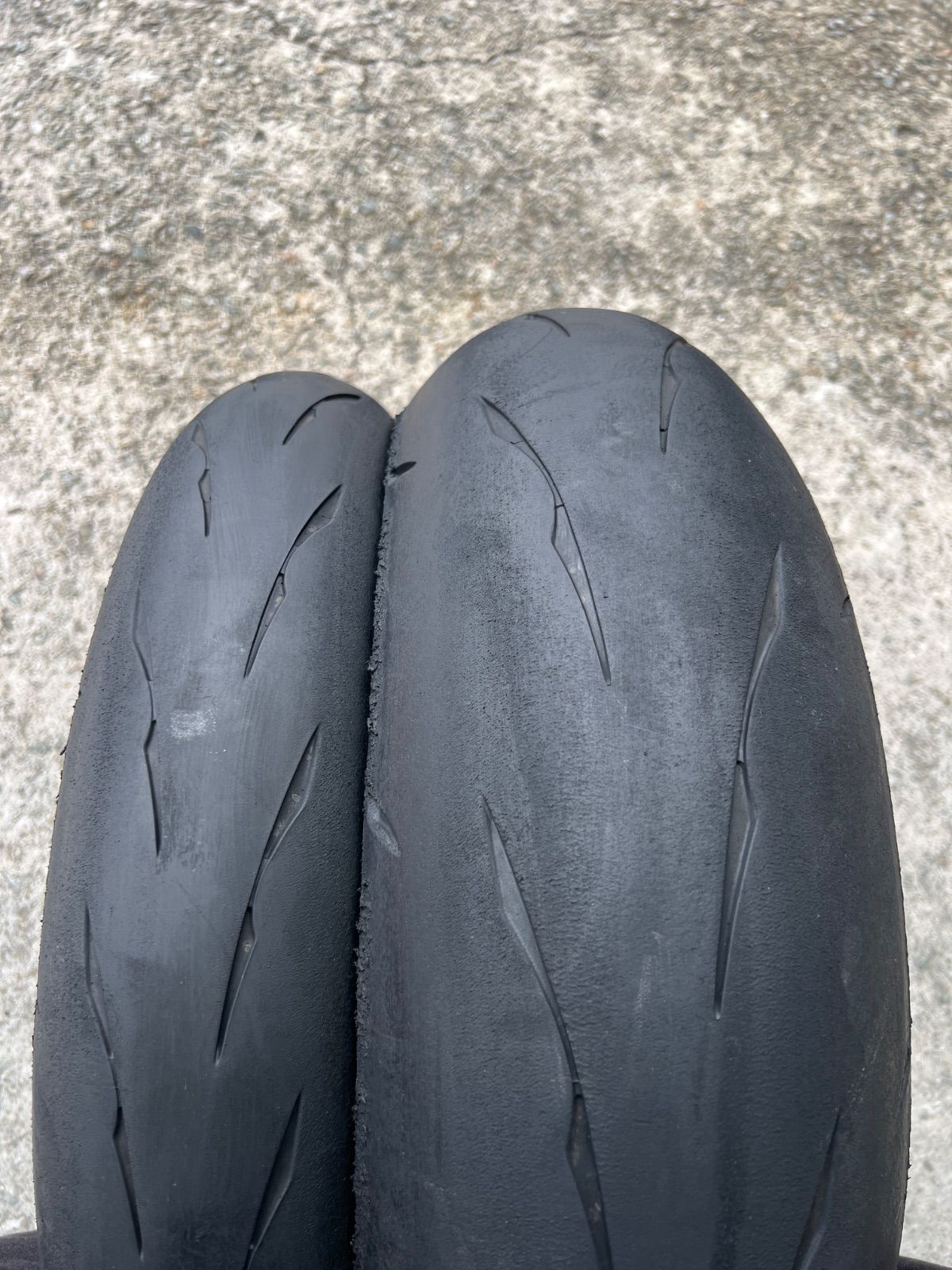 ブリジストン R11 前後セット120/600/R17 180/640R17 ブリヂストン R11 前後セット 120/600R17 180/640R17 310 BATTLAX