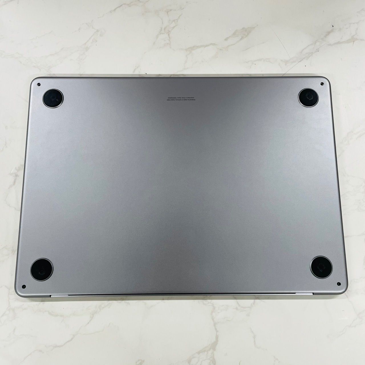 スペースグレイ MLXW3J