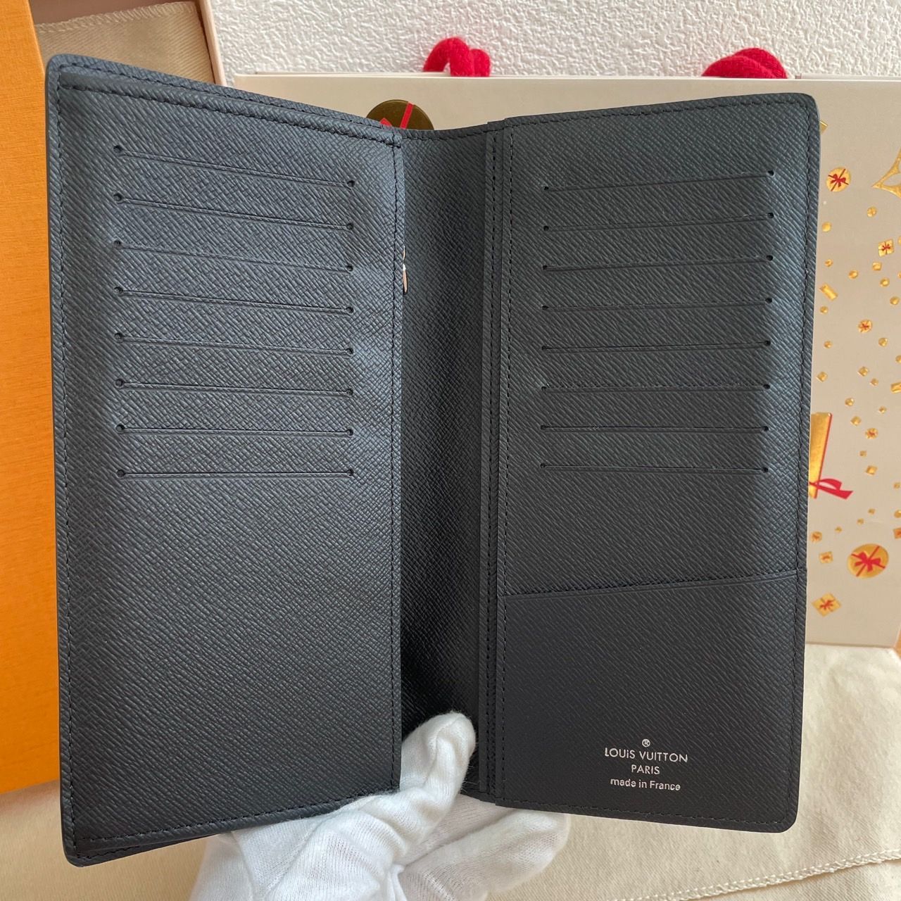 ほぼ新品】ルイヴィトン エピ グラフィット ポルトフォイユ ブラザ 長財布