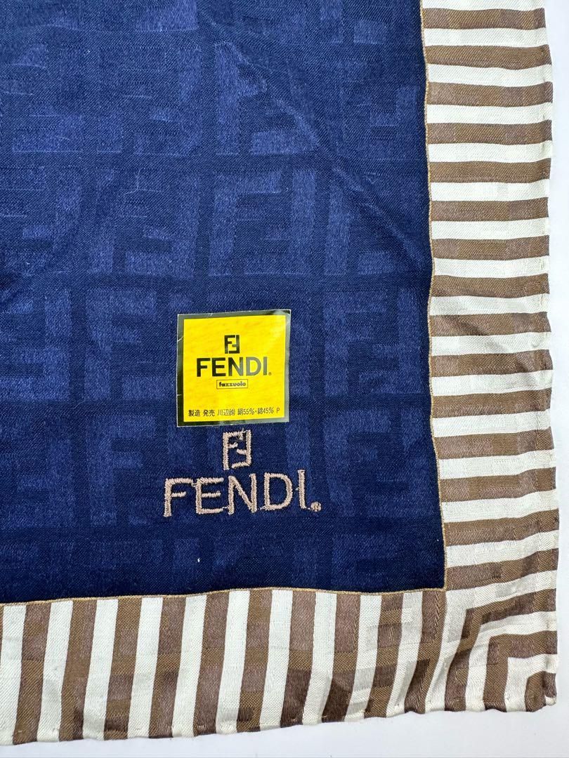 フェンディ FENDI バンダナ ハンカチ スカーフ 首飾り ズッカ 