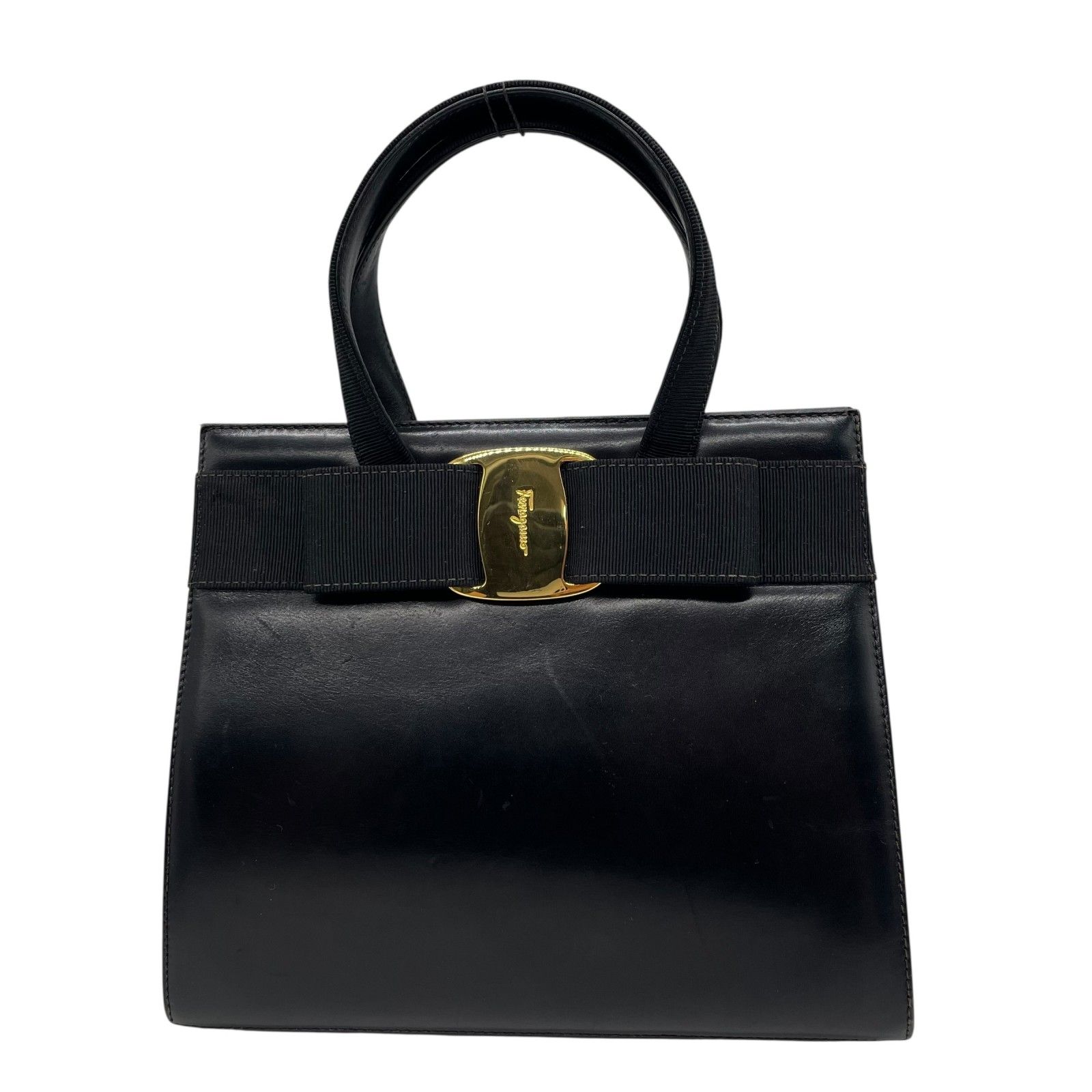 美品 Salvatore Ferragamo フェラガモ ヴァラリボン