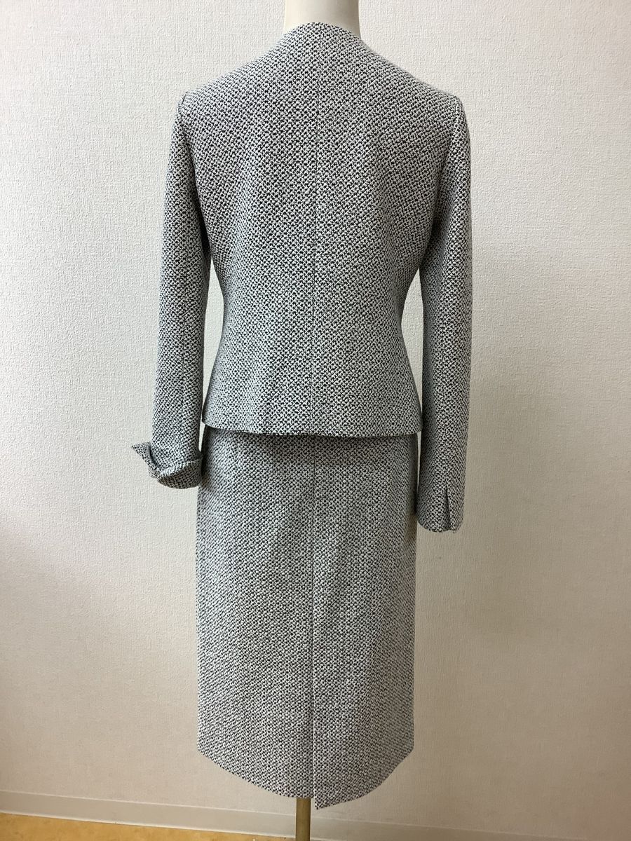 白黒ミックス生地スーツ