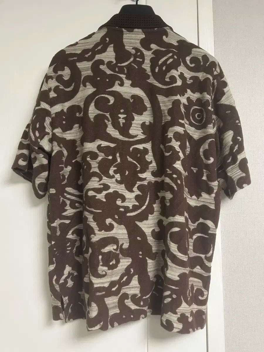 セーター シャツ