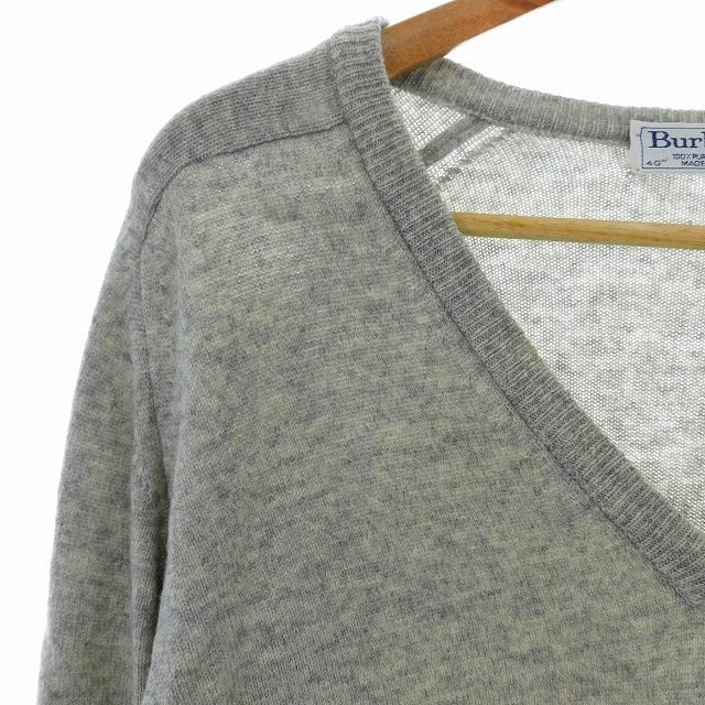 BURBERRY ベージュ Vネックニット vネック Burberry(バーバリー) ニット・セーター(レディース