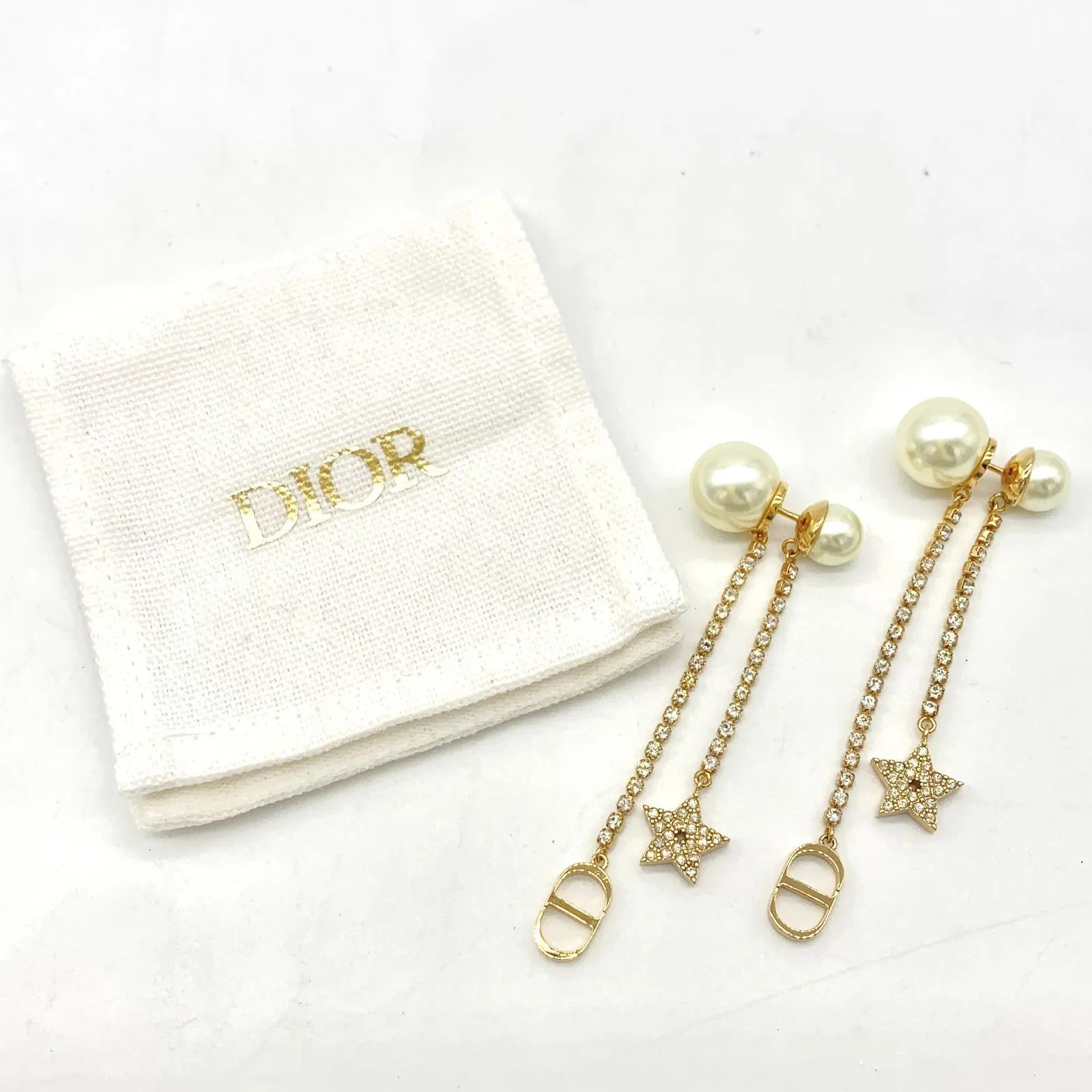 美品 DIOR TRIBALES ピアス ゴールド スターチャーム CDロゴ