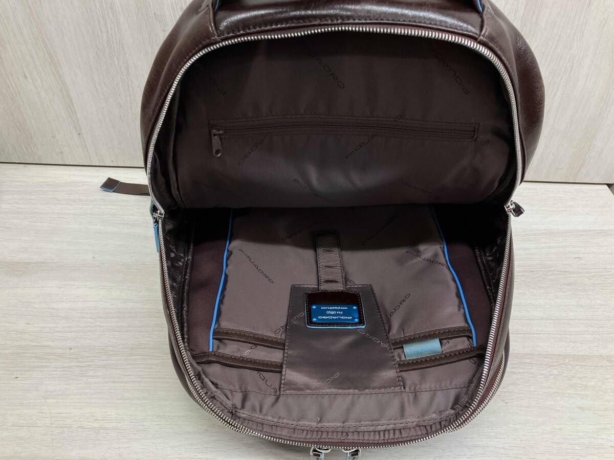 Piquadro リュック カーフレザー バッグ - メルカリ