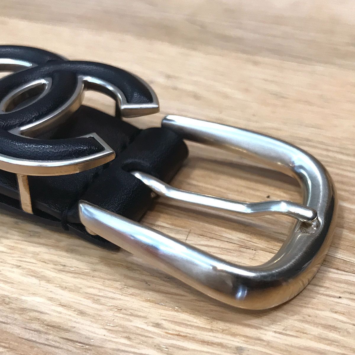 美品 シャネル ココマーク CC ベルト シャンパンゴールド 超美品】シャネル ココマーク レディース ベルト レザー ブラック