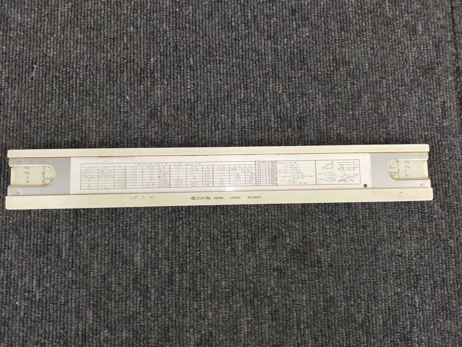 未使用　逸見（ヘンミ、Hemmi）　計算尺　2664S　貴重　レトロ　生産終了品 未使用 HEMMI ヘンミ 計算尺 No,2664S 製図用定規 - メルカリ