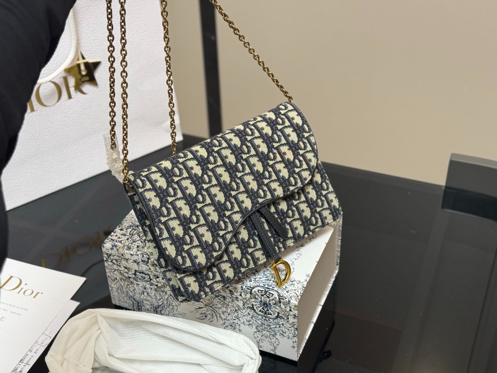 Dior モノグラム バッグ 今日特価】Dior Monogram Chain Wallet On Chain Bag