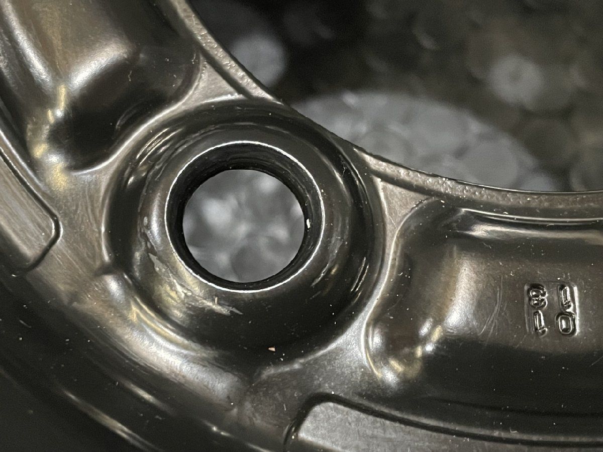 新車外し TOYOTA トヨタ 200系ハイエース 純正ホイール 純正 新車外し TOYOTA トヨタ 200系ハイエース 純正ホイール 純正