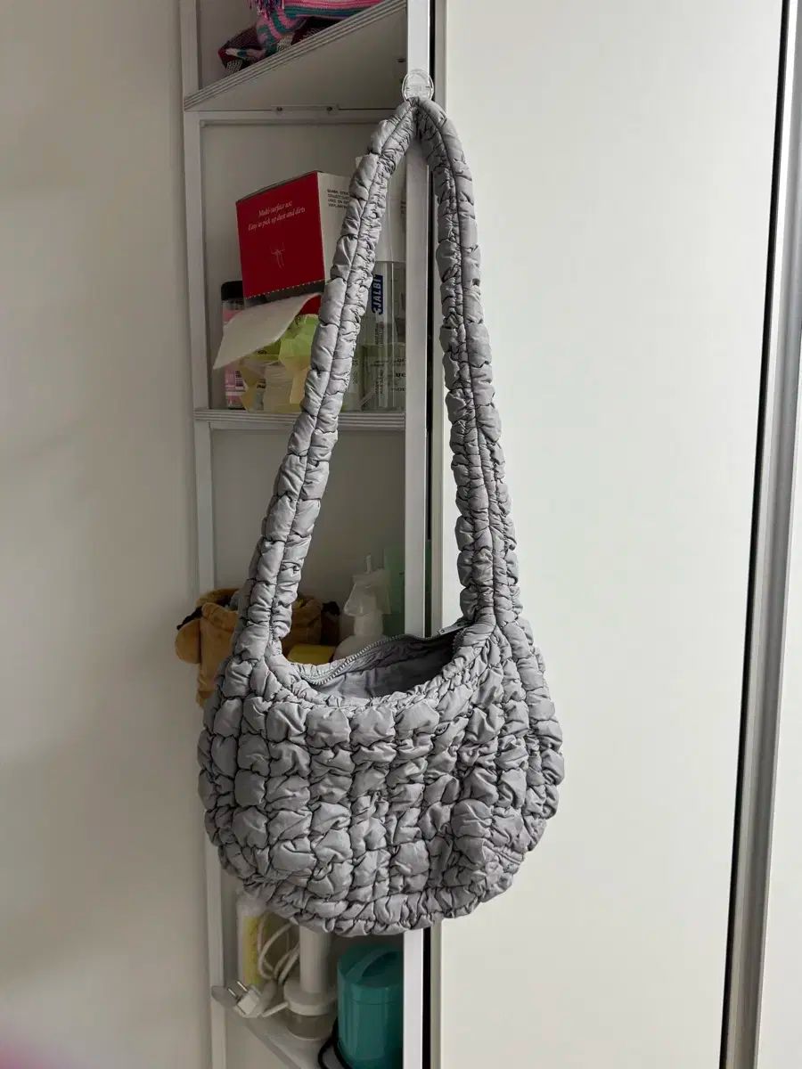 COS COS コス Quilted クロスバッグ メッセンジャーバッグ グレー