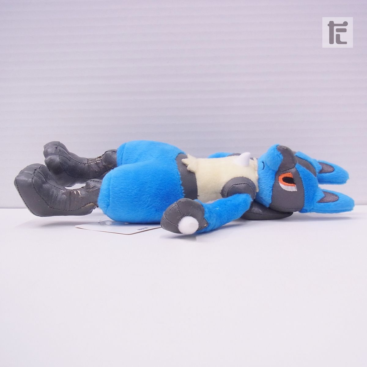 ポケモンセンター　ルカリオ　ぬいぐるみ　2006 ポケモンセンター ルカリオ ぬいぐるみ 2006 - メルカリ