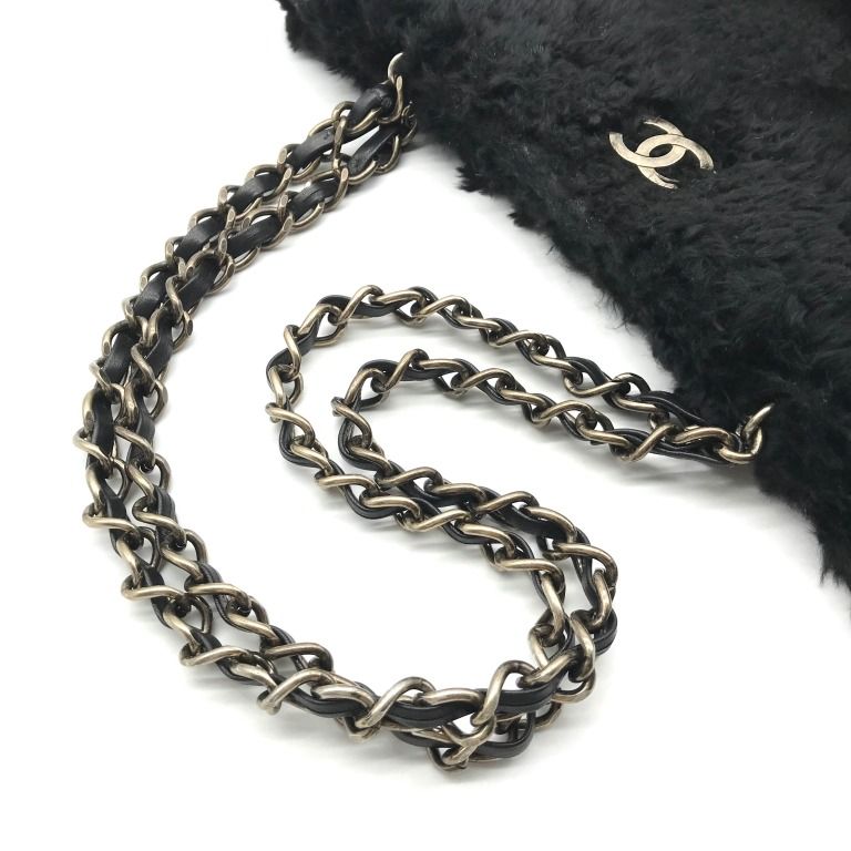 美品 CHANEL シャネル ココマーク ラパン ファー チェーン トート ショルダー バッグ ブラック a2884 美品 CHANEL シャネル ココマーク ラパン ファー チェーン トート