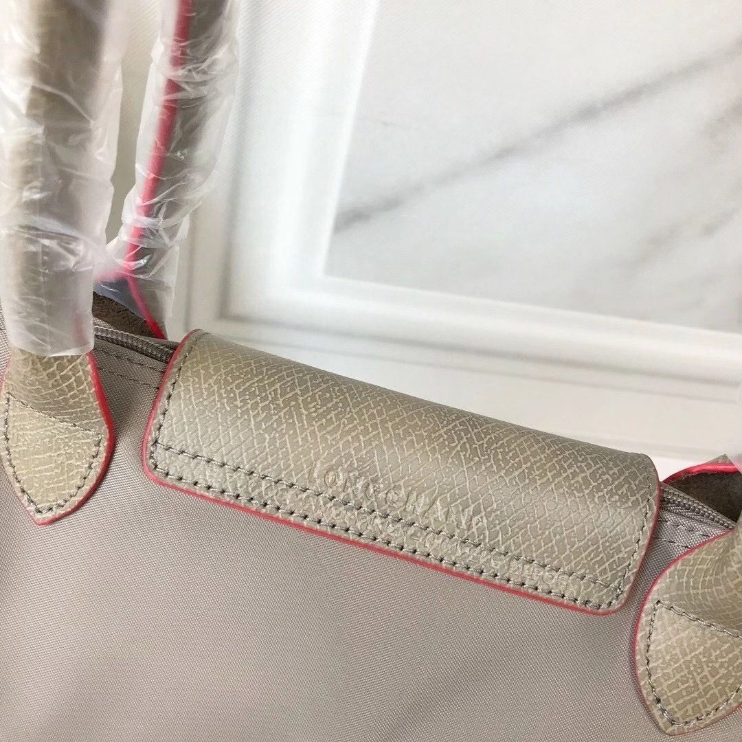 ロンシャン トートバッグ 70周年限定　Sサイズ 馬刺繍 新品 ロンシャン クラブ ハンドバッグ 70周年 S ピンク馬刺繍