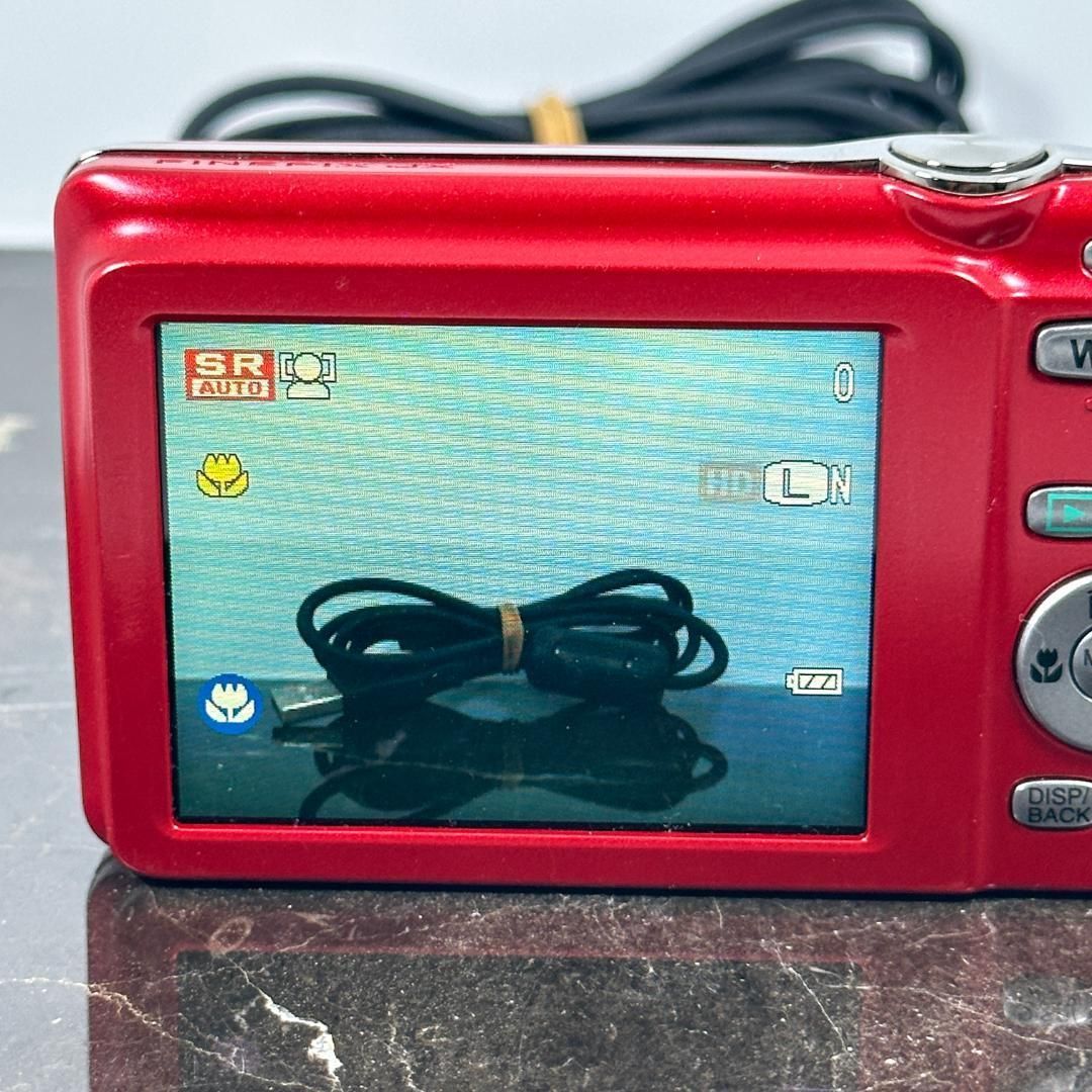 【美品】FUJIFILM FinePix JX600 レッド FUJI Fujifilm Finepix JX600 digital camera W/Battery, Charger Red