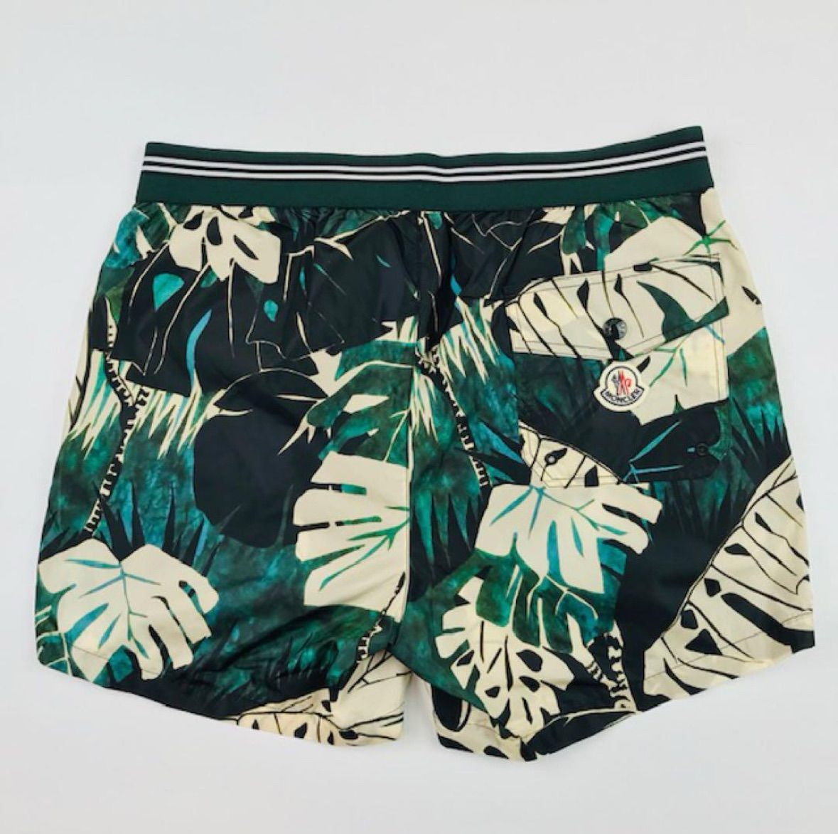 美品☆MONCLER・モンクレール BOXER MARE メンズ ワッペン付き 