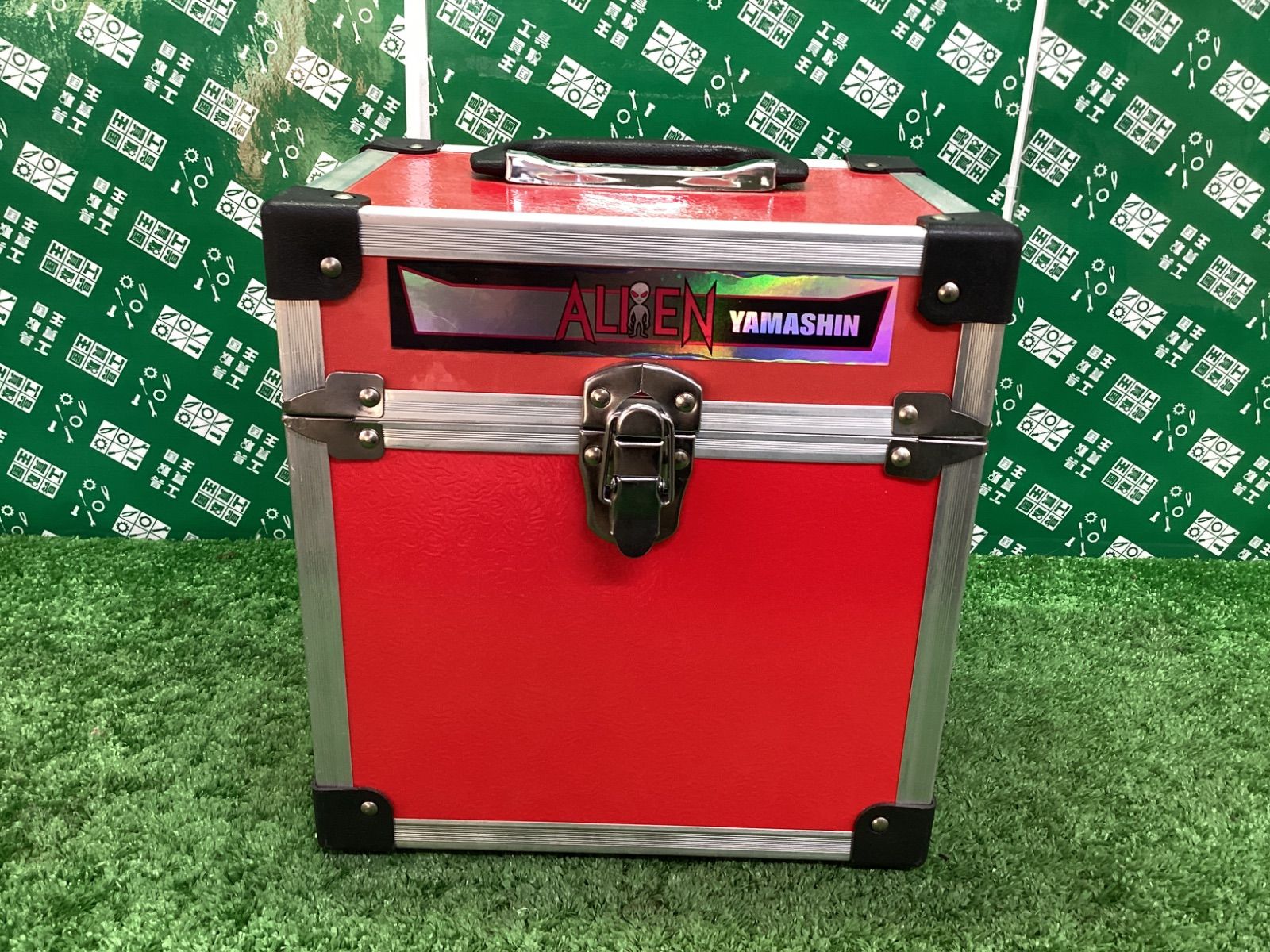 赤レーザー墨出し器