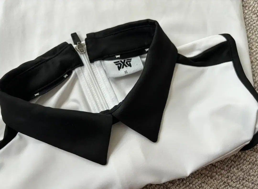 PXG ノースリーブ