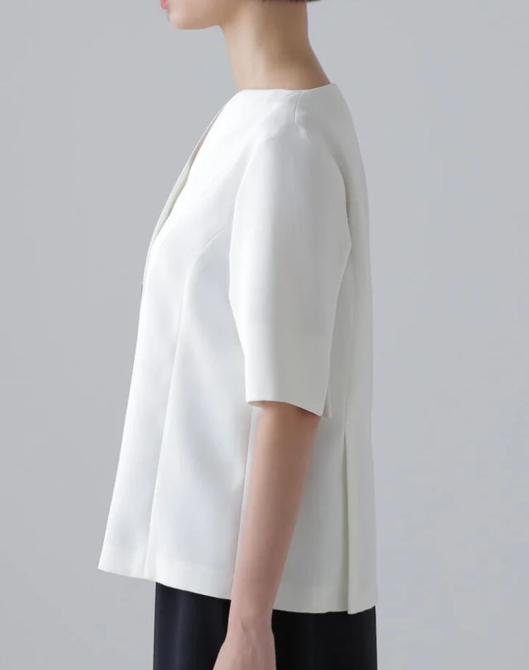 ホロウツイルジャケット