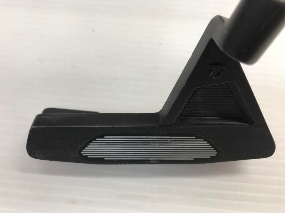 BLACK JUNO