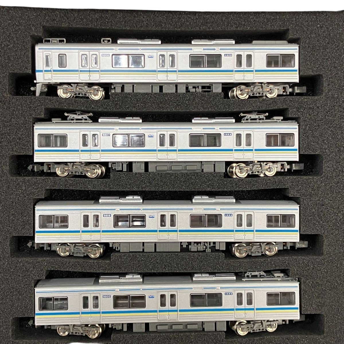 千葉ニュータウン鉄道 9800形 8輛編成セット (動力付き) (塗装