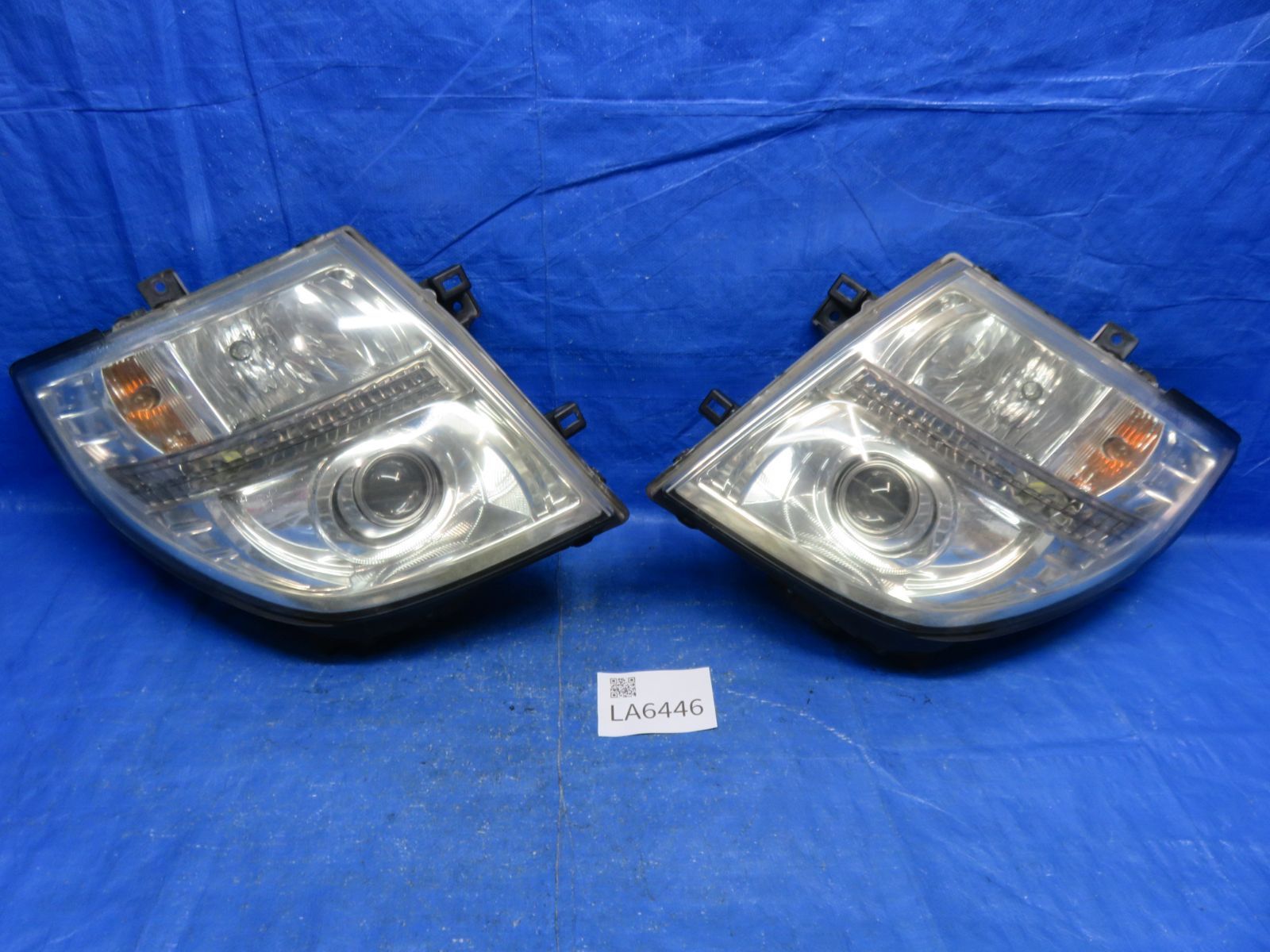 ヘッドランプ 左右セット