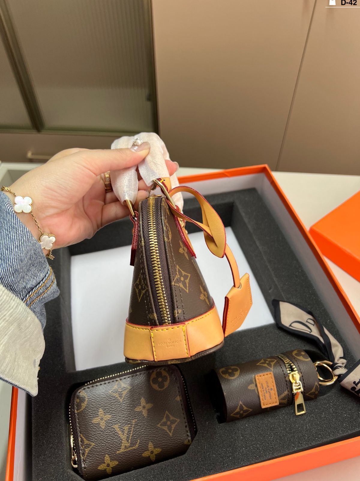 日本未入荷 アクセとしても☆\t LouisVuitton シェルコインケース 本日特価] ルイヴィトン シェルバッグ セット コインケース +